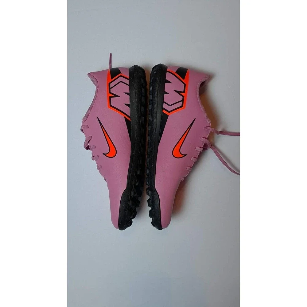 Nike Mercurial Vapor 16 Club Turf Soccer Cleats FQ8446-600 Size U.S 7.5